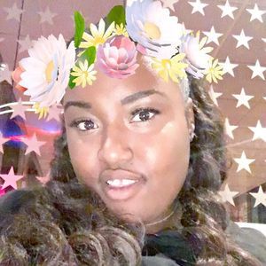 Meet your Posher, Wynta